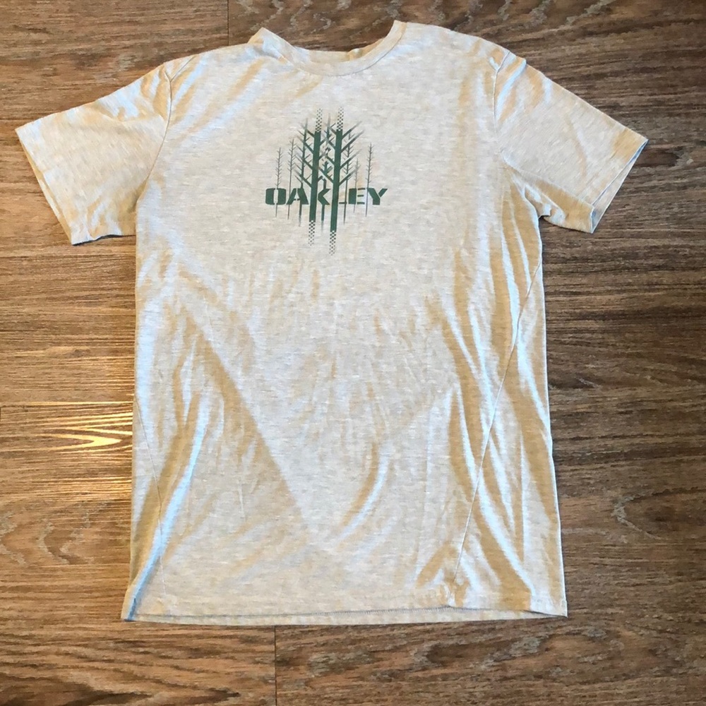 Oakley men’s tee shirt